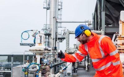 De verschillende normen en klassen van hogezichtbaarheids werkkleding